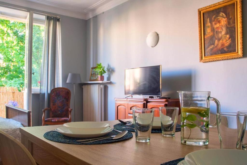 דירות לודז' Retro Apartament מראה חיצוני תמונה